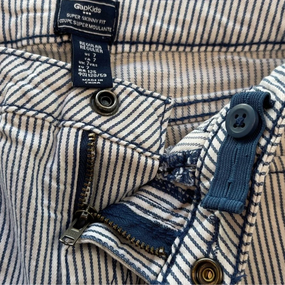 GAPKids Jeans Striped Navy T-Shirt Eyelet Trim Bundle Girls Size 7 Smal